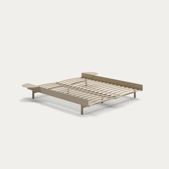 MOEBE bed