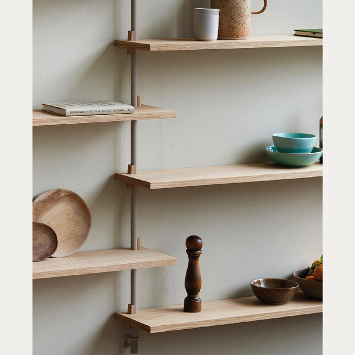 MOEBE shelving system