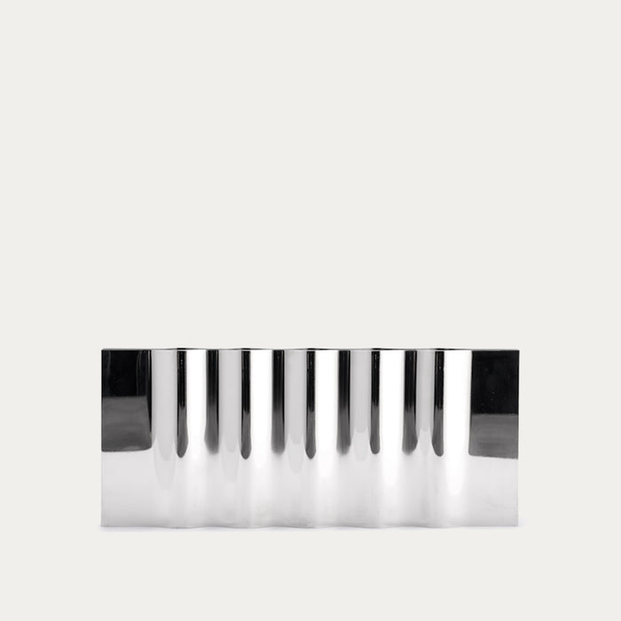 Ripply candle holder